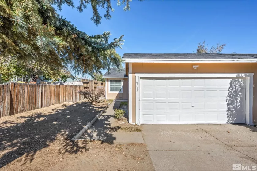 6735 Peppermint, Reno, Nevada 89506, 3 Bedrooms Bedrooms, ,2 BathroomsBathrooms,Residential,Residential,Peppermint,250005038