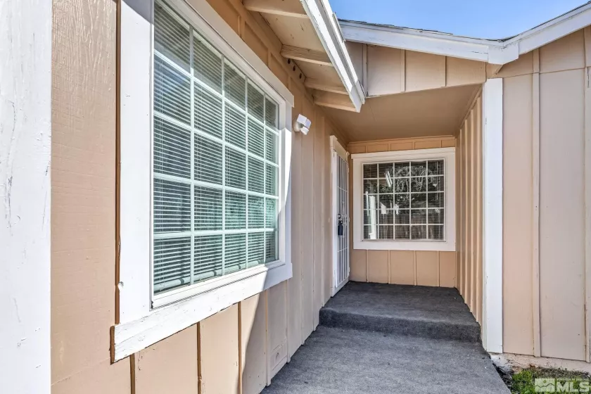 6735 Peppermint, Reno, Nevada 89506, 3 Bedrooms Bedrooms, ,2 BathroomsBathrooms,Residential,Residential,Peppermint,250005038