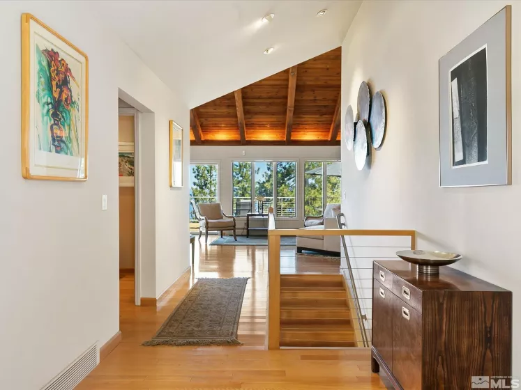 Entry/Foyer