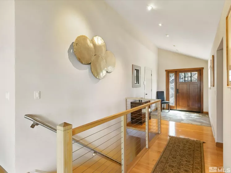 Entry/Foyer