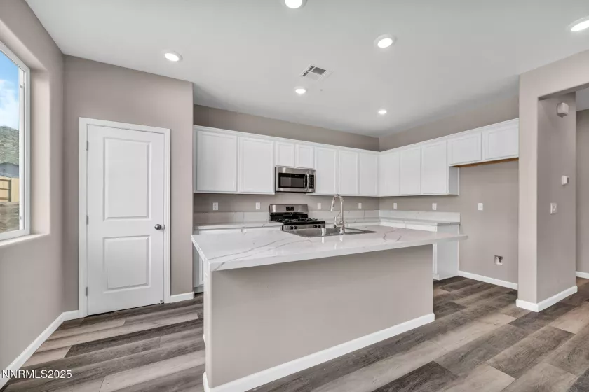 605 Patrician, Reno, Nevada 89506, 3 Bedrooms Bedrooms, ,3 BathroomsBathrooms,Residential,Residential,Patrician,250001576
