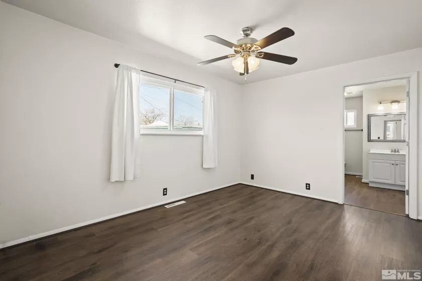 690 Russell, Fallon, Nevada 89406, 3 Bedrooms Bedrooms, ,2 BathroomsBathrooms,Residential,Residential,Russell,250004587