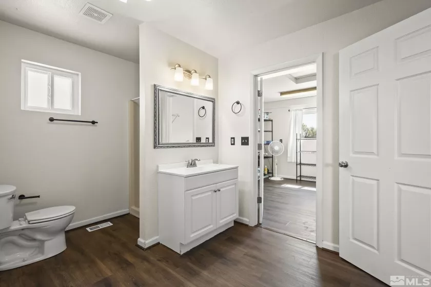 690 Russell, Fallon, Nevada 89406, 3 Bedrooms Bedrooms, ,2 BathroomsBathrooms,Residential,Residential,Russell,250004587