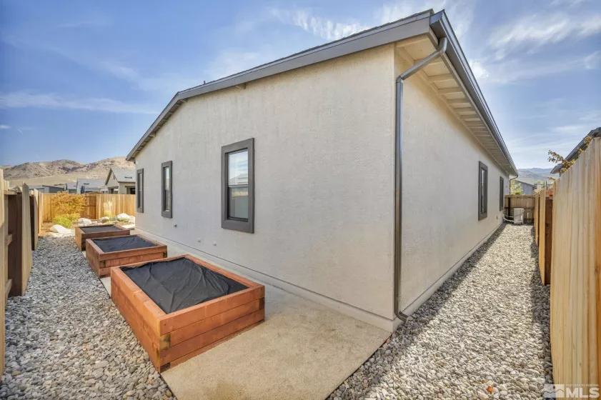 2277 White Clay, Reno, Nevada 89521, 2 Bedrooms Bedrooms, ,3 BathroomsBathrooms,Residential,Residential,White Clay,250004444