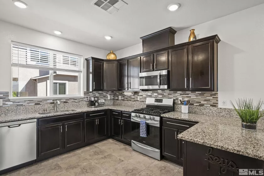 3177 Sterling, Sparks, Nevada 89431, 2 Bedrooms Bedrooms, ,3 BathroomsBathrooms,Residential,Residential,Sterling,250006191
