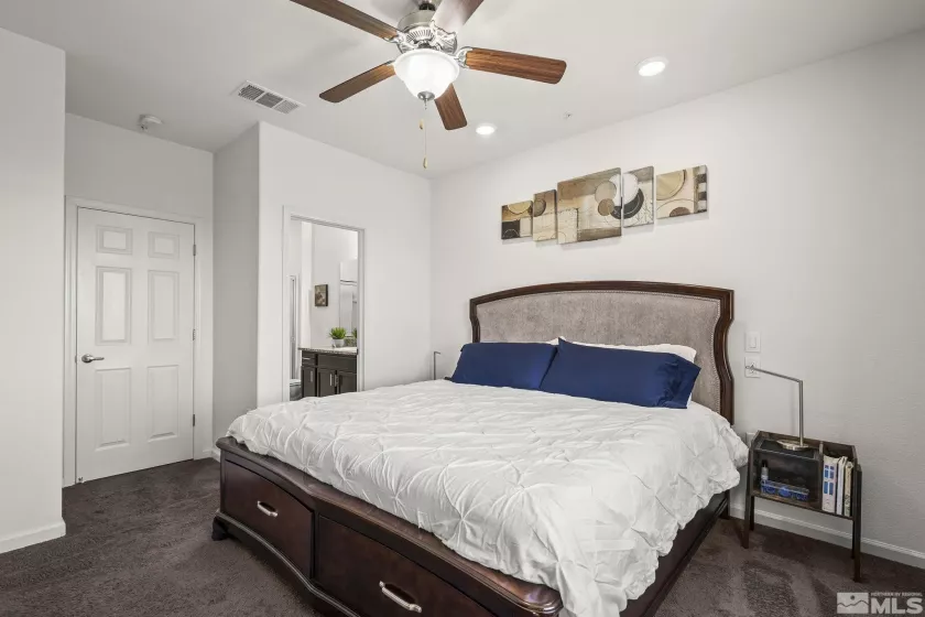 3177 Sterling, Sparks, Nevada 89431, 2 Bedrooms Bedrooms, ,3 BathroomsBathrooms,Residential,Residential,Sterling,250006191