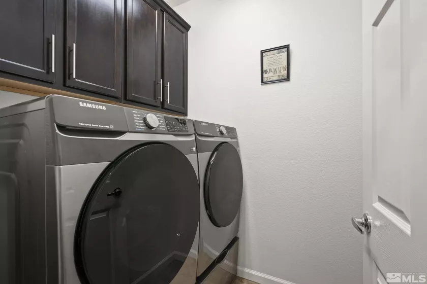 3177 Sterling, Sparks, Nevada 89431, 2 Bedrooms Bedrooms, ,3 BathroomsBathrooms,Residential,Residential,Sterling,250006191