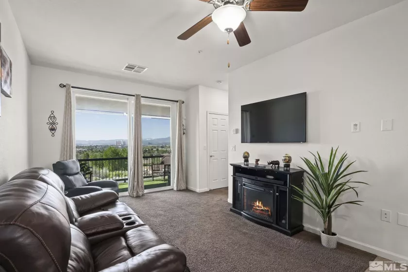 3177 Sterling, Sparks, Nevada 89431, 2 Bedrooms Bedrooms, ,3 BathroomsBathrooms,Residential,Residential,Sterling,250006191