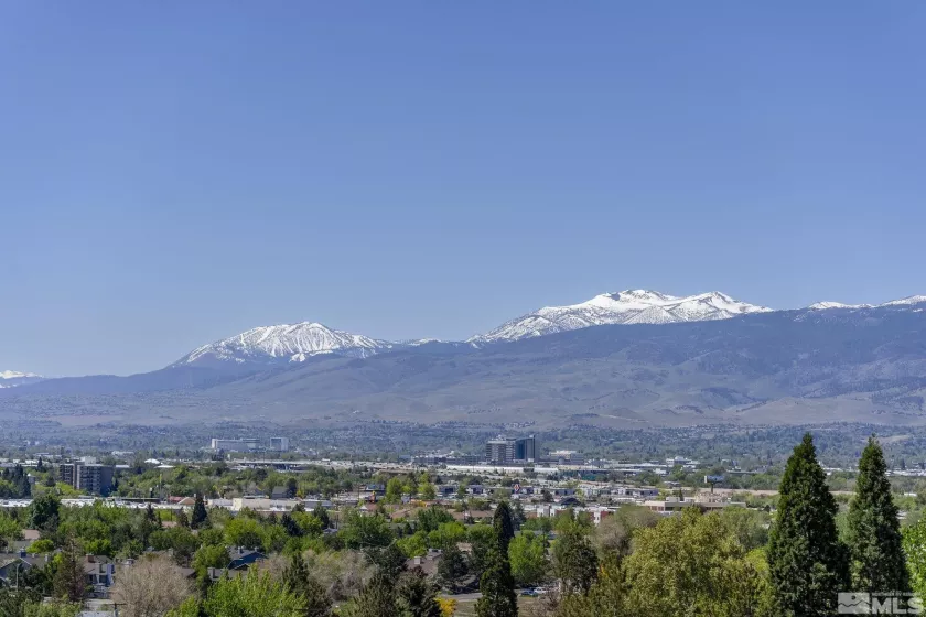 3177 Sterling, Sparks, Nevada 89431, 2 Bedrooms Bedrooms, ,3 BathroomsBathrooms,Residential,Residential,Sterling,250006191