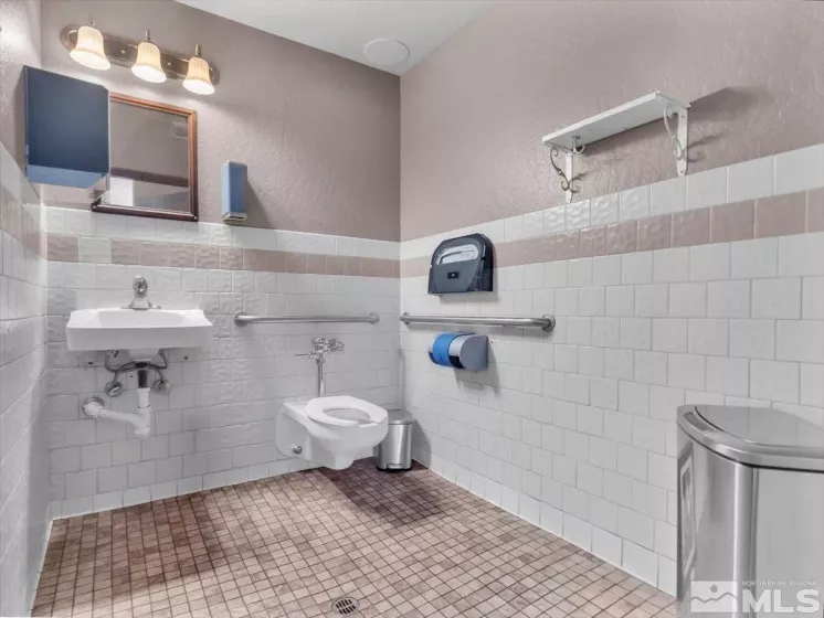 611 Highway 50, Zephyr Cove, Nevada 89448, ,Commercial Sale,Residential,Highway 50,240011613