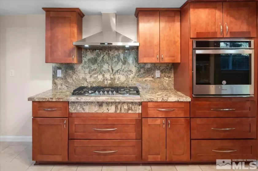 4550 Noche, Reno, Nevada 89502, 4 Bedrooms Bedrooms, ,3 BathroomsBathrooms,Residential,Residential,Noche,240012456