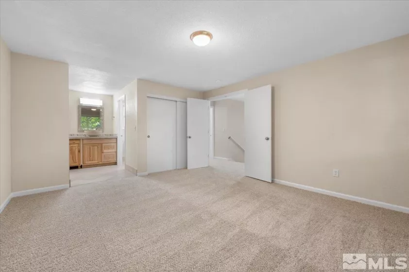 4550 Noche, Reno, Nevada 89502, 4 Bedrooms Bedrooms, ,3 BathroomsBathrooms,Residential,Residential,Noche,240012456