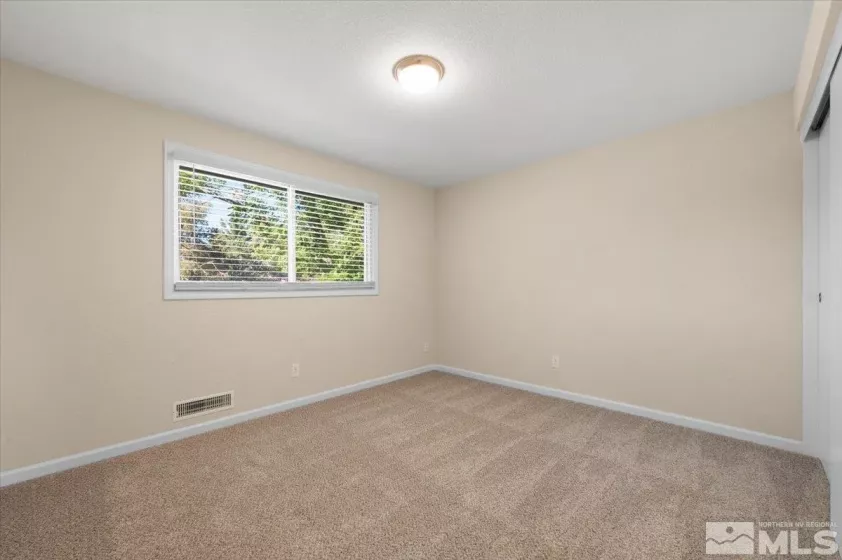 4550 Noche, Reno, Nevada 89502, 4 Bedrooms Bedrooms, ,3 BathroomsBathrooms,Residential,Residential,Noche,240012456