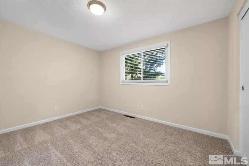 4550 Noche, Reno, Nevada 89502, 4 Bedrooms Bedrooms, ,3 BathroomsBathrooms,Residential,Residential,Noche,240012456
