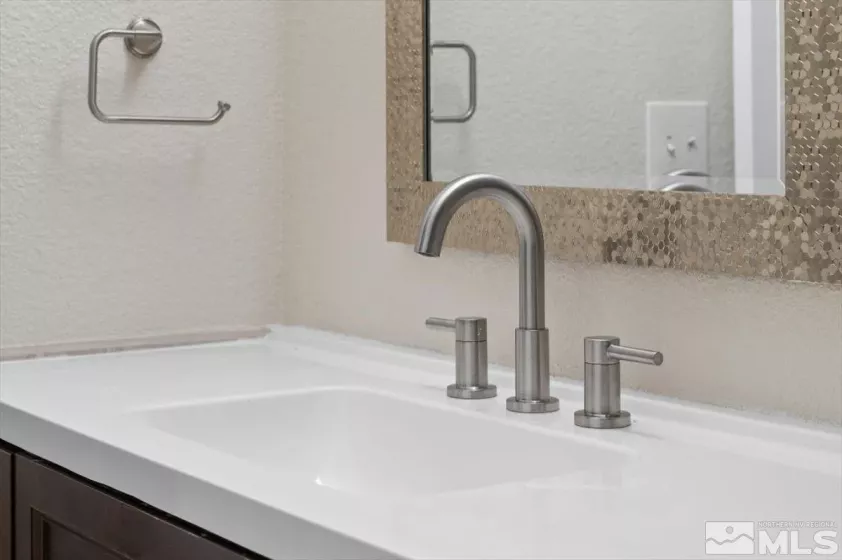 4550 Noche, Reno, Nevada 89502, 4 Bedrooms Bedrooms, ,3 BathroomsBathrooms,Residential,Residential,Noche,240012456
