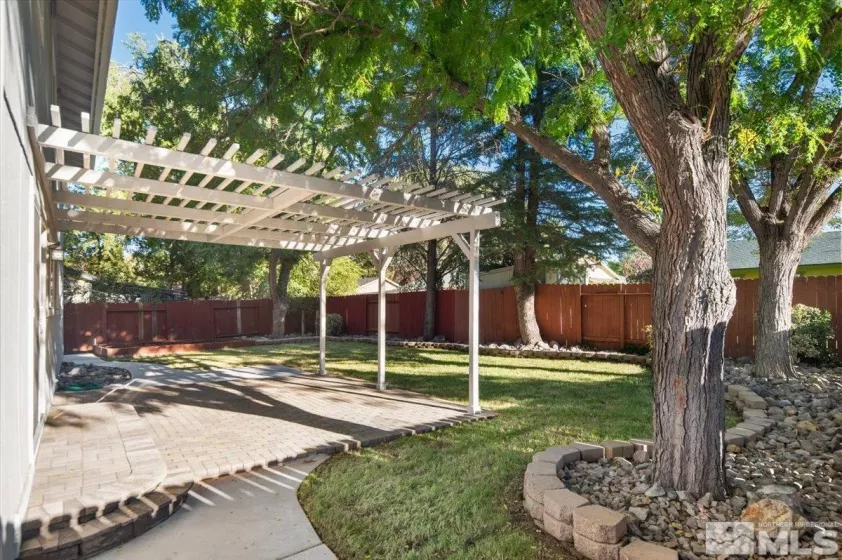 4550 Noche, Reno, Nevada 89502, 4 Bedrooms Bedrooms, ,3 BathroomsBathrooms,Residential,Residential,Noche,240012456