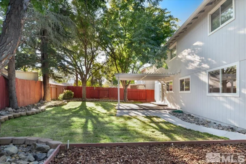 4550 Noche, Reno, Nevada 89502, 4 Bedrooms Bedrooms, ,3 BathroomsBathrooms,Residential,Residential,Noche,240012456