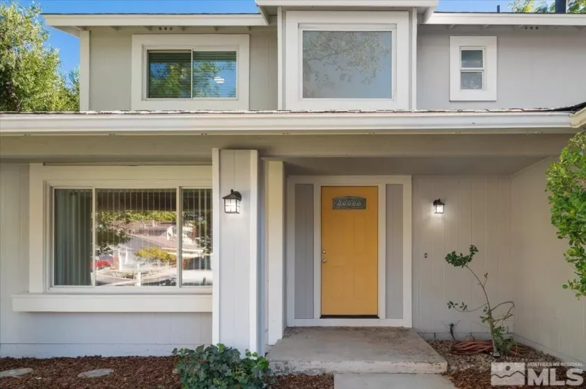 4550 Noche, Reno, Nevada 89502, 4 Bedrooms Bedrooms, ,3 BathroomsBathrooms,Residential,Residential,Noche,240012456