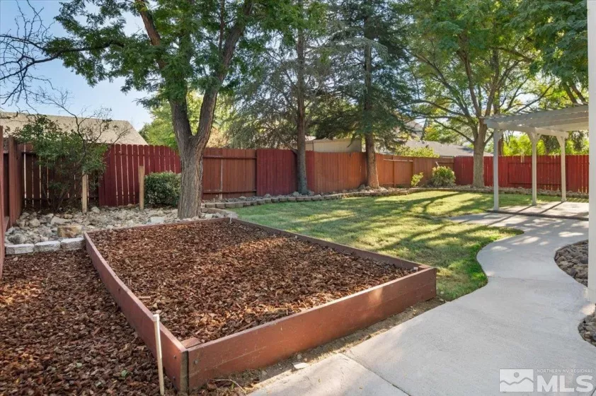 4550 Noche, Reno, Nevada 89502, 4 Bedrooms Bedrooms, ,3 BathroomsBathrooms,Residential,Residential,Noche,240012456