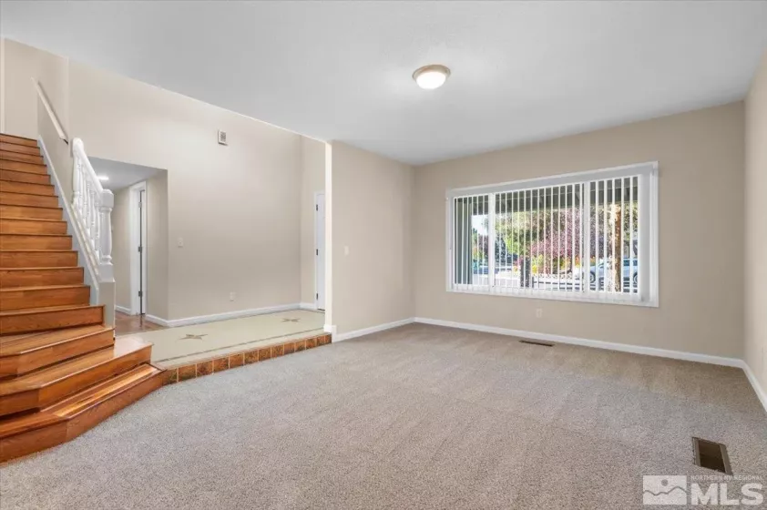 4550 Noche, Reno, Nevada 89502, 4 Bedrooms Bedrooms, ,3 BathroomsBathrooms,Residential,Residential,Noche,240012456