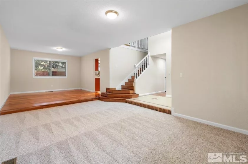 4550 Noche, Reno, Nevada 89502, 4 Bedrooms Bedrooms, ,3 BathroomsBathrooms,Residential,Residential,Noche,240012456