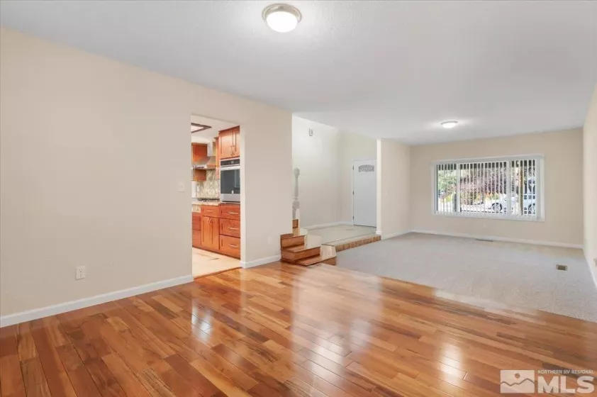 4550 Noche, Reno, Nevada 89502, 4 Bedrooms Bedrooms, ,3 BathroomsBathrooms,Residential,Residential,Noche,240012456