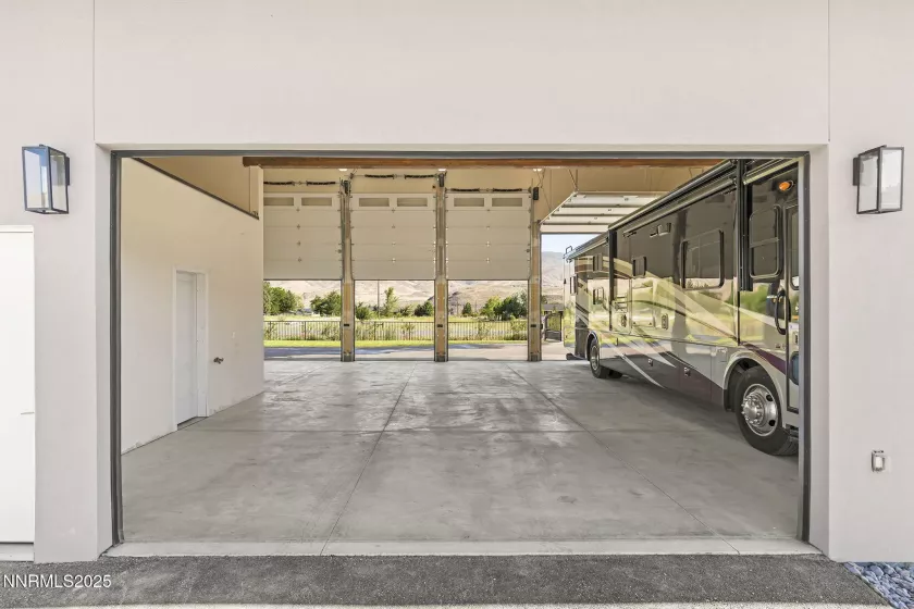 2255 Warrior, Reno, Nevada 89523, 5 Bedrooms Bedrooms, ,6 BathroomsBathrooms,Residential,Residential,Warrior,240011382