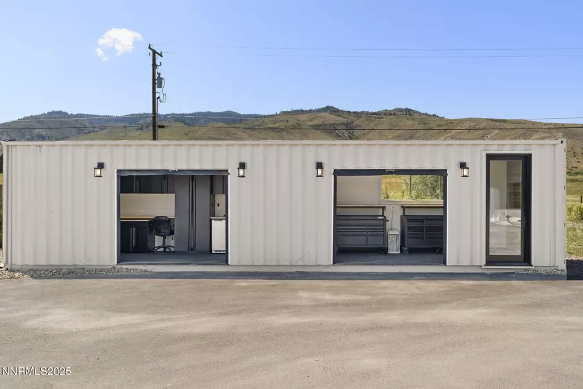 2255 Warrior, Reno, Nevada 89523, 5 Bedrooms Bedrooms, ,6 BathroomsBathrooms,Residential,Residential,Warrior,240011382