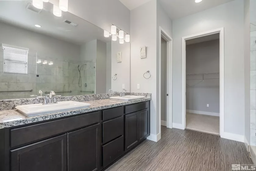 698 Raptor, Fernley, Nevada 89408, 3 Bedrooms Bedrooms, ,3 BathroomsBathrooms,Residential,Residential,Raptor,240013162