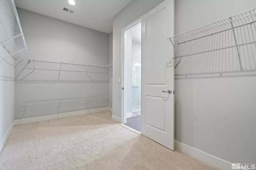 698 Raptor, Fernley, Nevada 89408, 3 Bedrooms Bedrooms, ,3 BathroomsBathrooms,Residential,Residential,Raptor,240013162