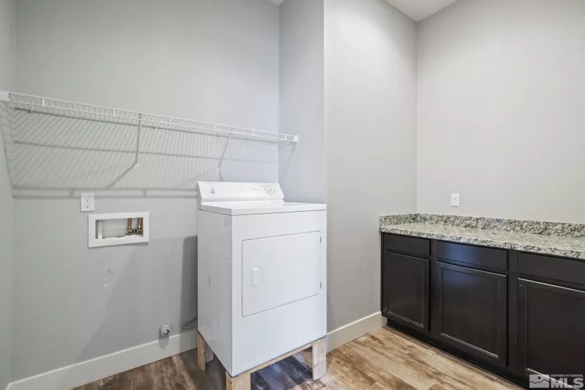 698 Raptor, Fernley, Nevada 89408, 3 Bedrooms Bedrooms, ,3 BathroomsBathrooms,Residential,Residential,Raptor,240013162