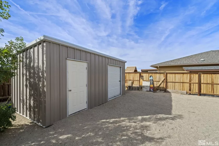 698 Raptor, Fernley, Nevada 89408, 3 Bedrooms Bedrooms, ,3 BathroomsBathrooms,Residential,Residential,Raptor,240013162