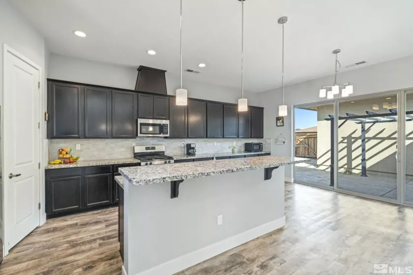 698 Raptor, Fernley, Nevada 89408, 3 Bedrooms Bedrooms, ,3 BathroomsBathrooms,Residential,Residential,Raptor,240013162