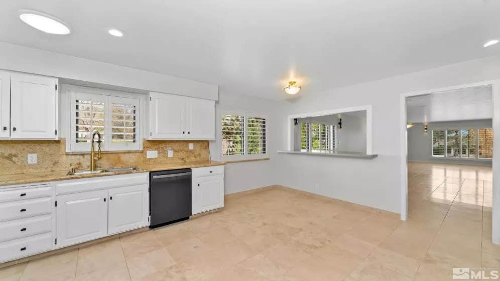 4947 Lakeridge, Reno, Nevada 89509, 4 Bedrooms Bedrooms, ,4 BathroomsBathrooms,Residential,Residential,Lakeridge,250004341