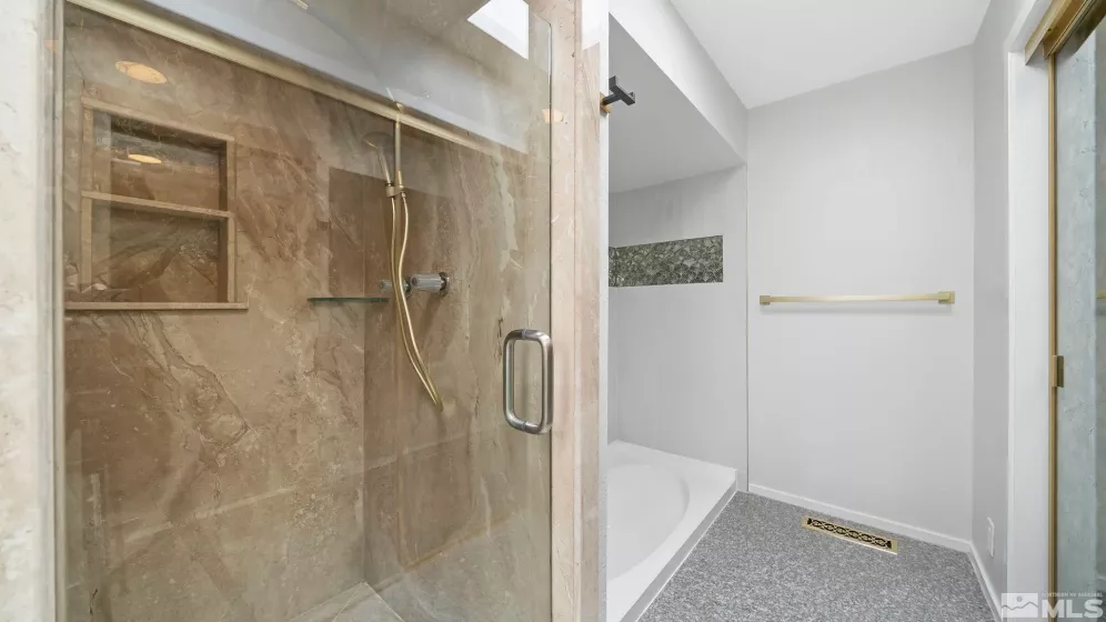 4947 Lakeridge, Reno, Nevada 89509, 4 Bedrooms Bedrooms, ,4 BathroomsBathrooms,Residential,Residential,Lakeridge,250004341