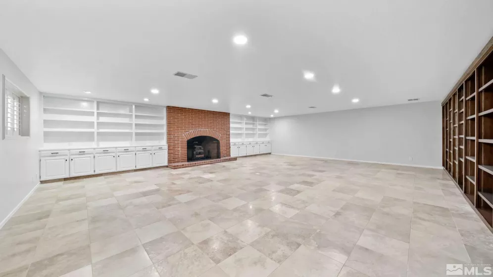 4947 Lakeridge, Reno, Nevada 89509, 4 Bedrooms Bedrooms, ,4 BathroomsBathrooms,Residential,Residential,Lakeridge,250004341