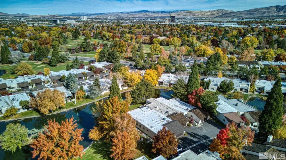 4947 Lakeridge, Reno, Nevada 89509, 4 Bedrooms Bedrooms, ,4 BathroomsBathrooms,Residential,Residential,Lakeridge,250004341