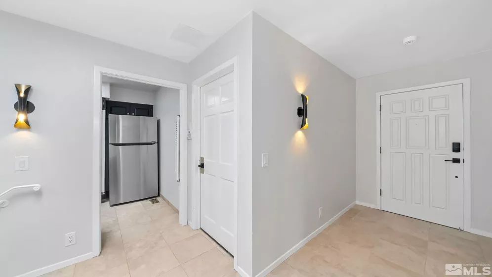 4947 Lakeridge, Reno, Nevada 89509, 4 Bedrooms Bedrooms, ,4 BathroomsBathrooms,Residential,Residential,Lakeridge,250004341