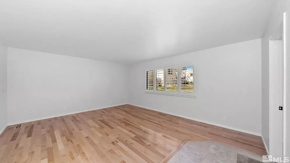 4947 Lakeridge, Reno, Nevada 89509, 4 Bedrooms Bedrooms, ,4 BathroomsBathrooms,Residential,Residential,Lakeridge,250004341