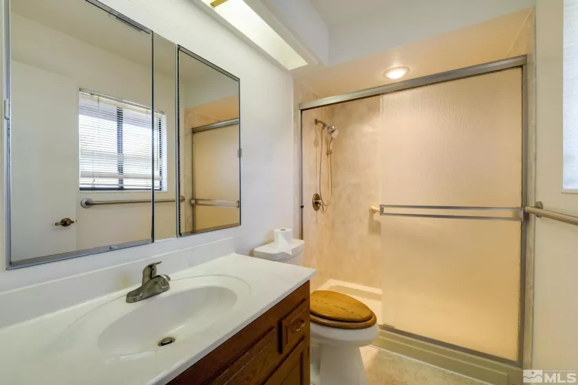 181 Lake Glen, Carson City, Nevada 89703, 2 Bedrooms Bedrooms, ,2 BathroomsBathrooms,Residential,Residential,Lake Glen,250004721