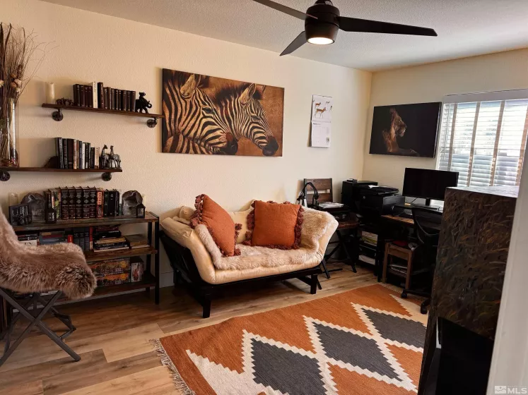 8653 Piper, Reno, Nevada 89506, 3 Bedrooms Bedrooms, ,2 BathroomsBathrooms,Residential,Residential,Piper,250004669