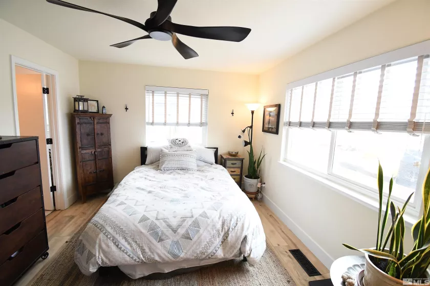 8653 Piper, Reno, Nevada 89506, 3 Bedrooms Bedrooms, ,2 BathroomsBathrooms,Residential,Residential,Piper,250004669