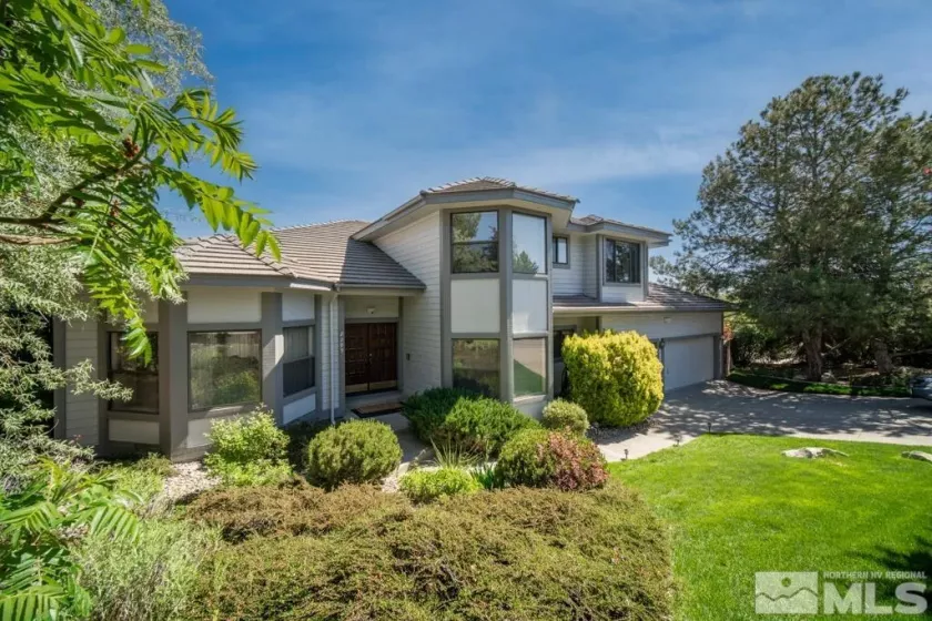 2295 Manzanita, Reno, Nevada 89509, 4 Bedrooms Bedrooms, ,3 BathroomsBathrooms,Residential,Residential,Manzanita,250004497