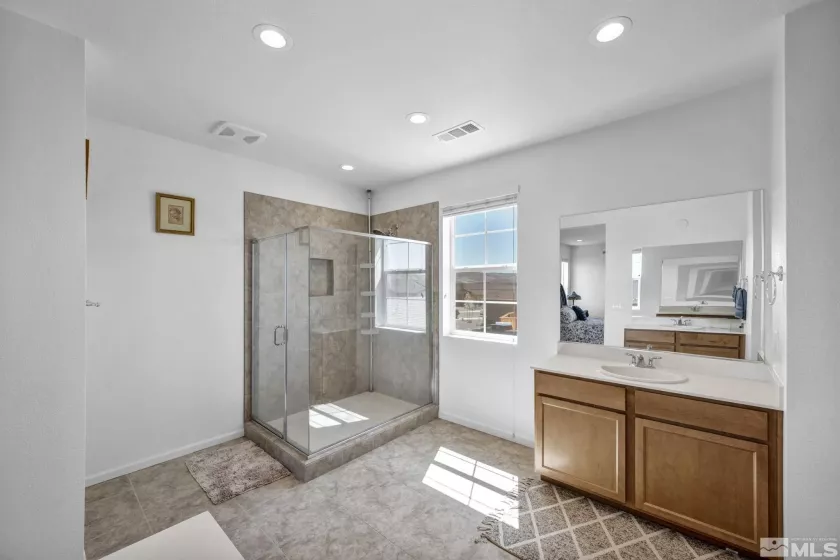 2248 Musselshell, Sparks, Nevada 89436, 4 Bedrooms Bedrooms, ,3 BathroomsBathrooms,Residential,Residential,Musselshell,250004864