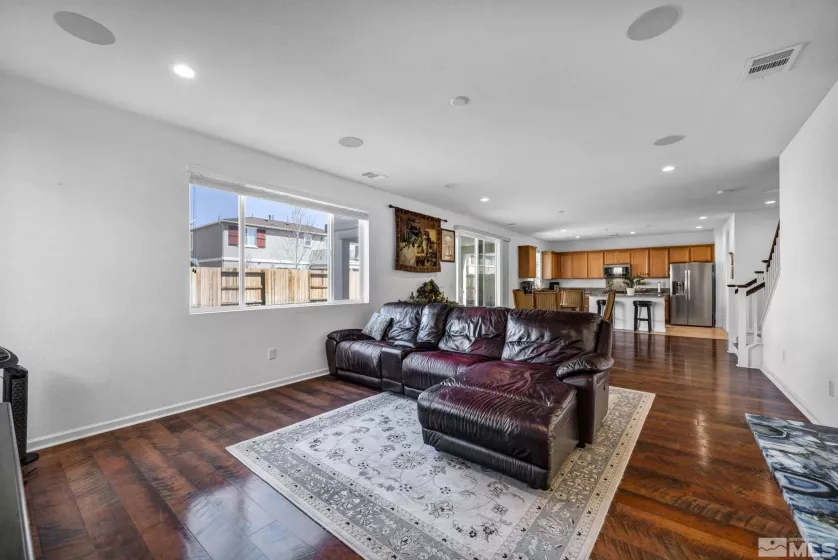 2248 Musselshell, Sparks, Nevada 89436, 4 Bedrooms Bedrooms, ,3 BathroomsBathrooms,Residential,Residential,Musselshell,250004864