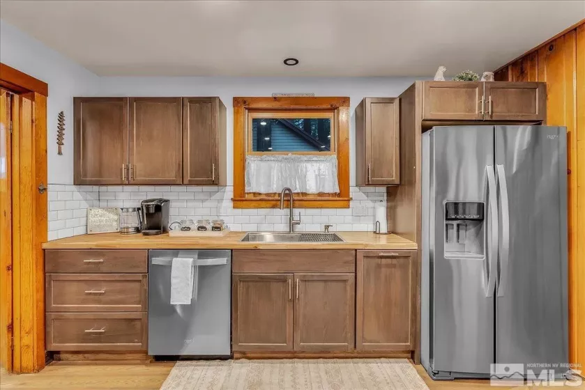 3628 Forest, South Lake Tahoe, California 96150, 4 Bedrooms Bedrooms, ,2 BathroomsBathrooms,Residential,Residential,Forest,250004977