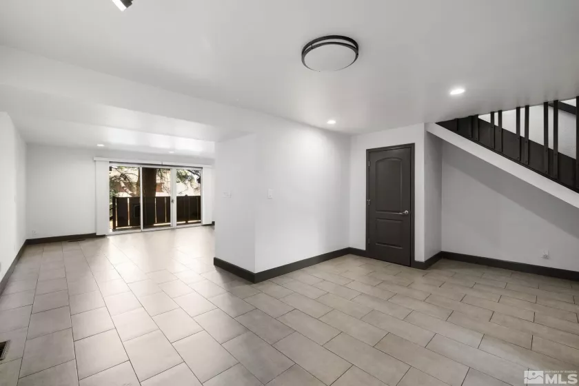 2013 Tremont, Reno, Nevada 89509, 2 Bedrooms Bedrooms, ,3 BathroomsBathrooms,Residential,Residential,Tremont,250004975
