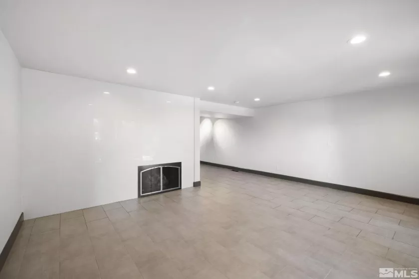 2013 Tremont, Reno, Nevada 89509, 2 Bedrooms Bedrooms, ,3 BathroomsBathrooms,Residential,Residential,Tremont,250004975