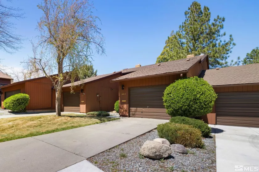 2013 Tremont, Reno, Nevada 89509, 2 Bedrooms Bedrooms, ,3 BathroomsBathrooms,Residential,Residential,Tremont,250004975