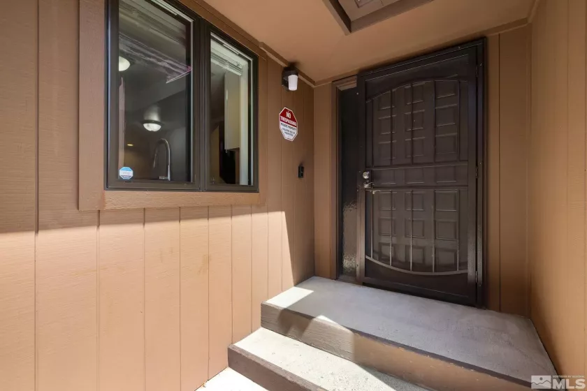 2013 Tremont, Reno, Nevada 89509, 2 Bedrooms Bedrooms, ,3 BathroomsBathrooms,Residential,Residential,Tremont,250004975